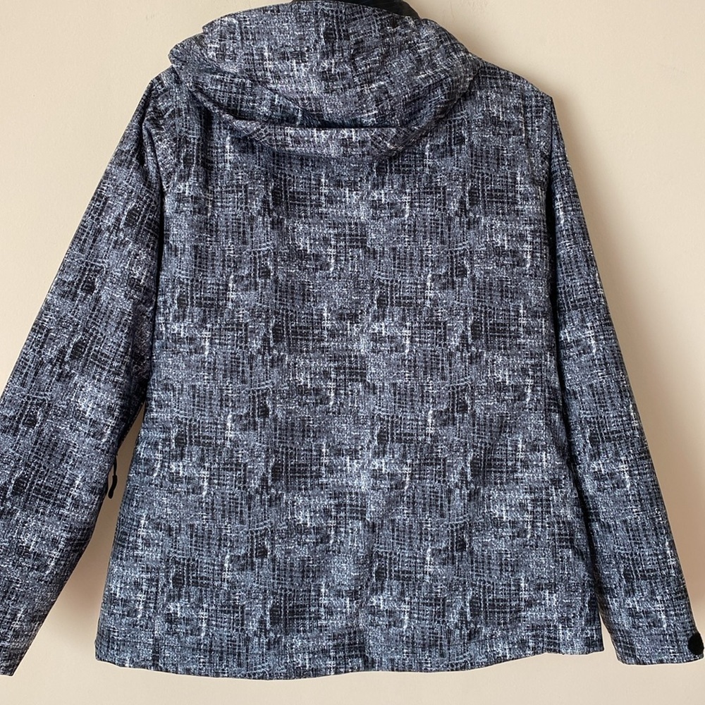 Sunice Gray Pattern Hooded Ski Jacket - image 4